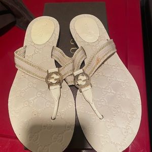 Gucci women’s flip flops